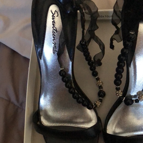 Mikimoto high heels with bead anklet to wrap around 8.5 womens - Picture 3 of 4